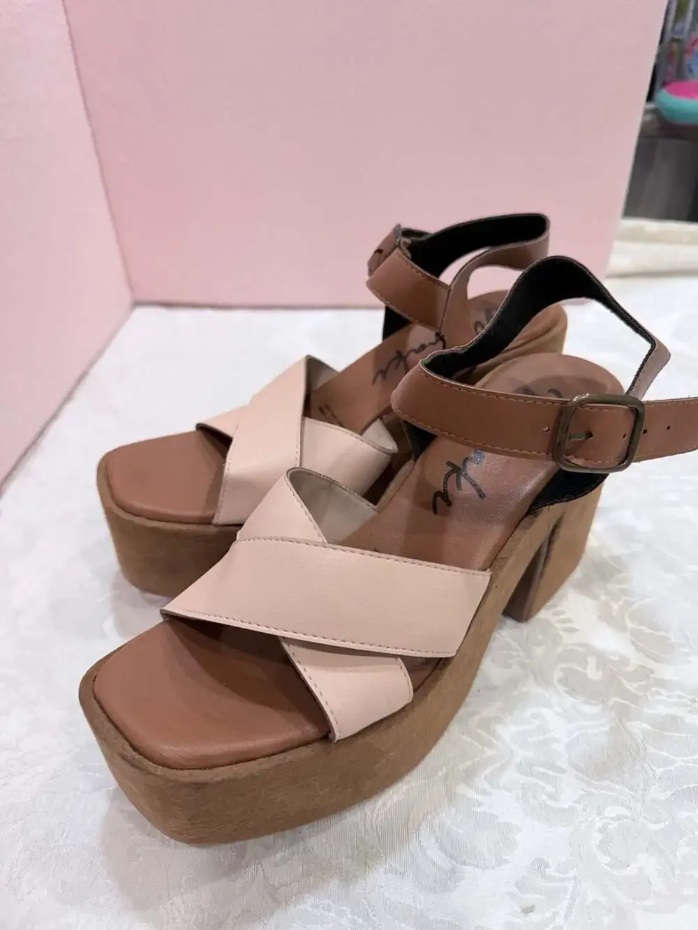 Meraki Platform Block Heel Sandals with Crisscross Straps Size 40